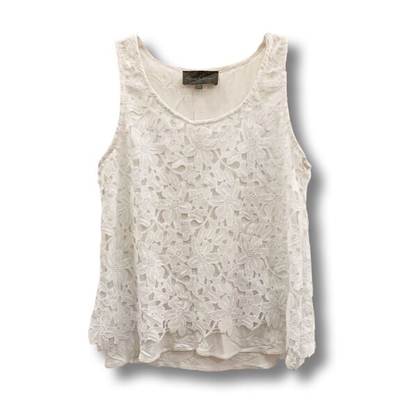 SUNDAY IN BROOKLYN Anthropologie Floral Lace Tank - Picture 2 of 11